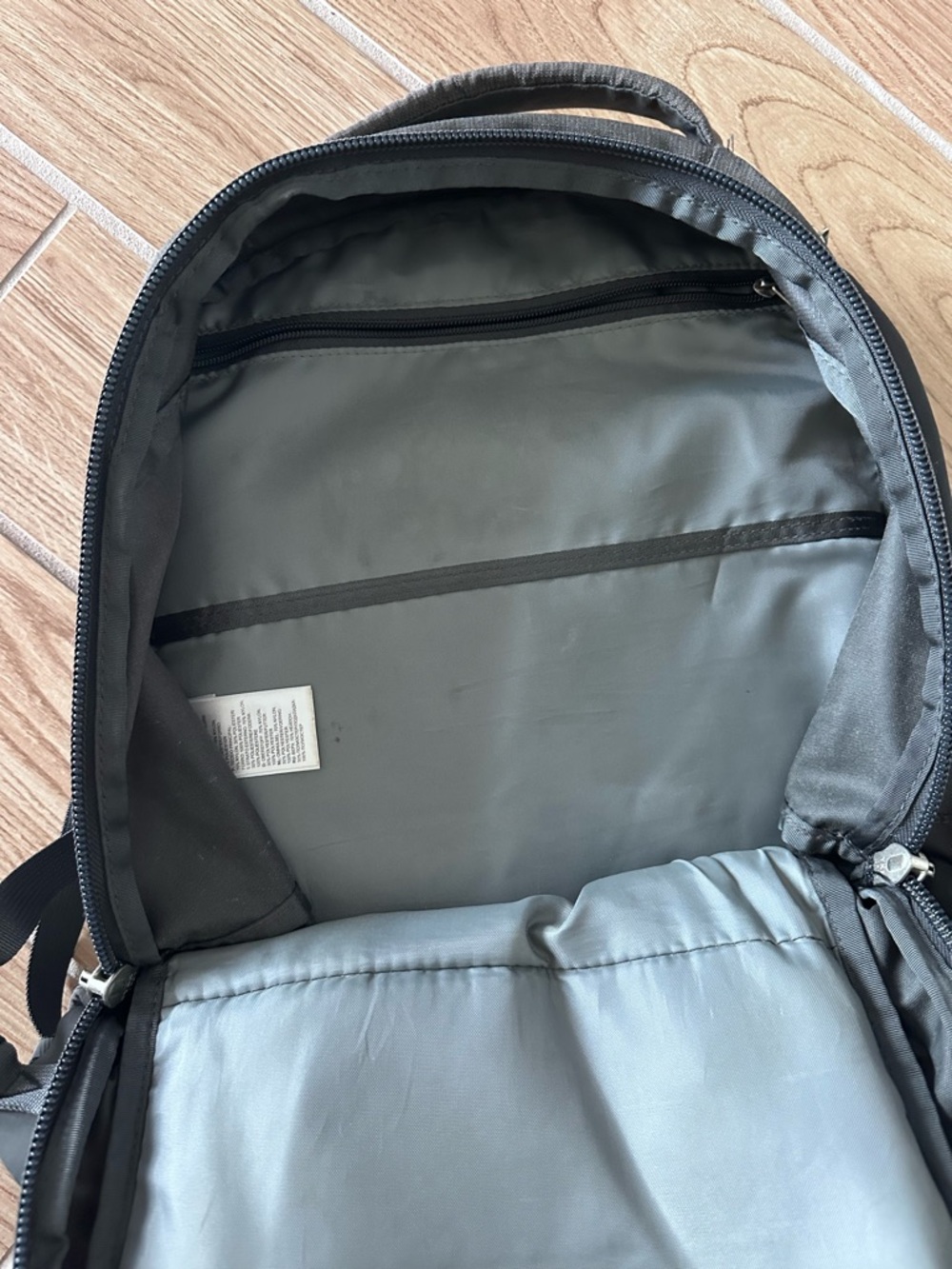 North Face Backpack - Picture 4 of 8